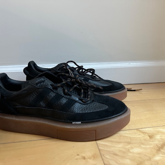 Never Worn Adidas Ivy Park SUPERSLEEK 72 Shoes - Picture 9 of 9